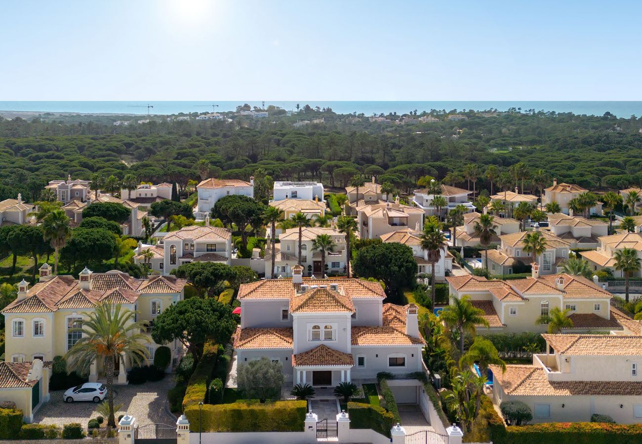 Villa in Vale do Lobo - Villa Coral - Varandas do Lago