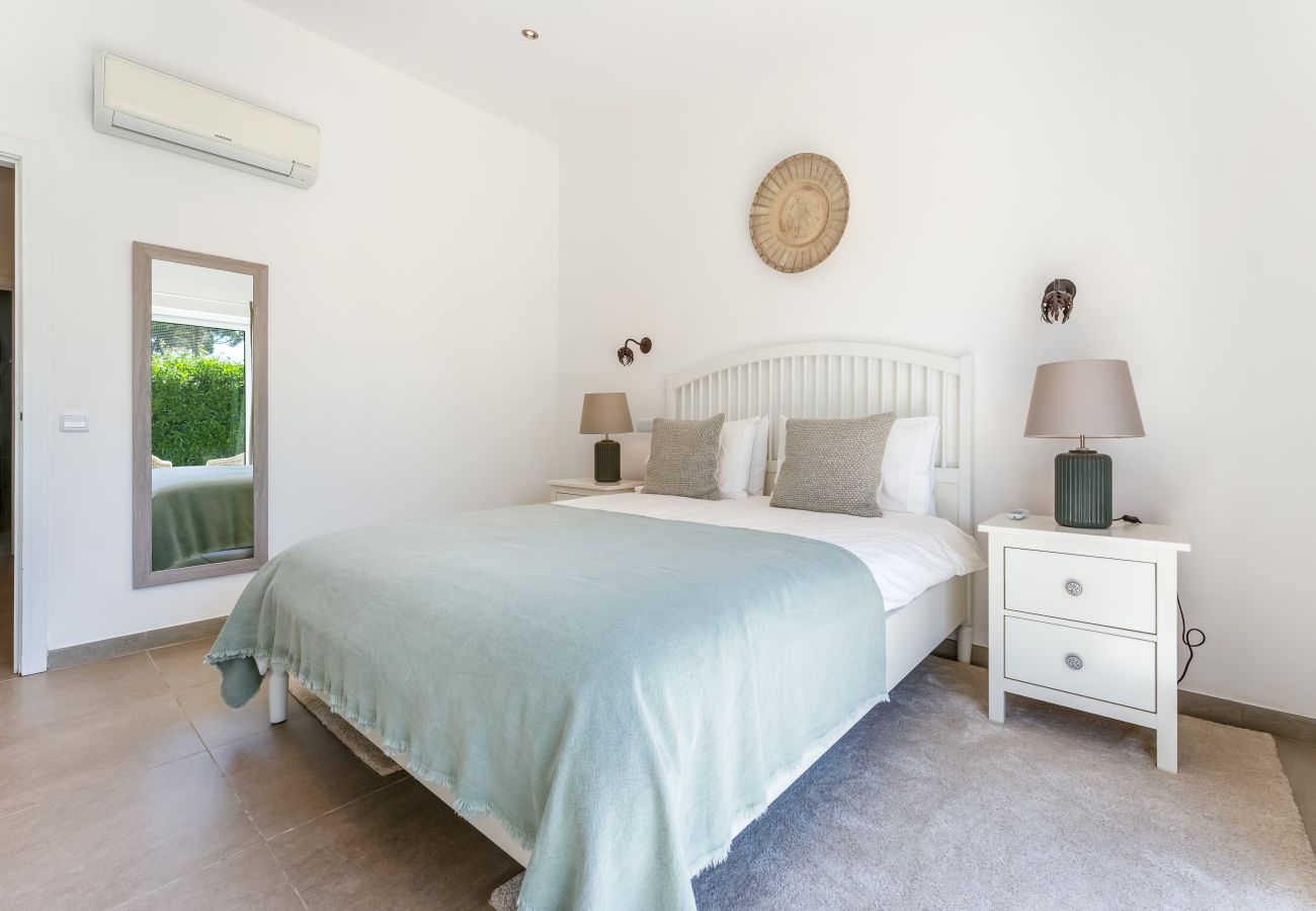 Villa in Vale do Lobo - Villa Birdie shore