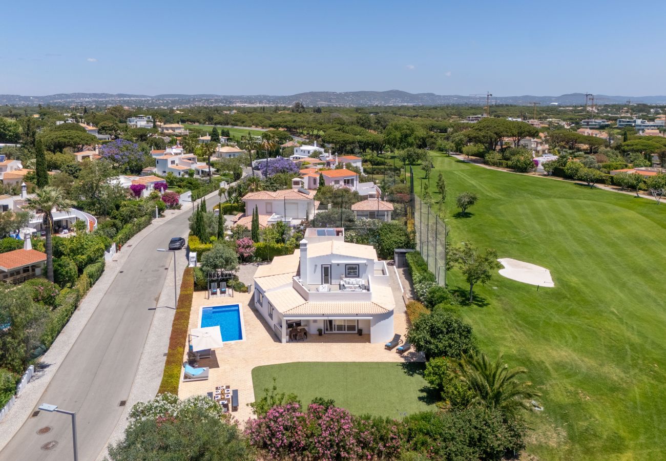 Villa in Vale do Lobo - Villa Birdie shore