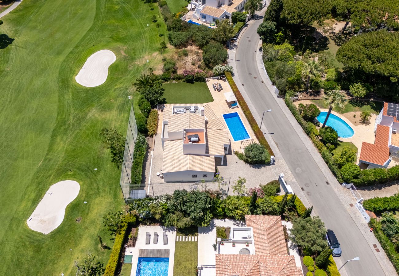 Villa in Vale do Lobo - Villa Birdie shore