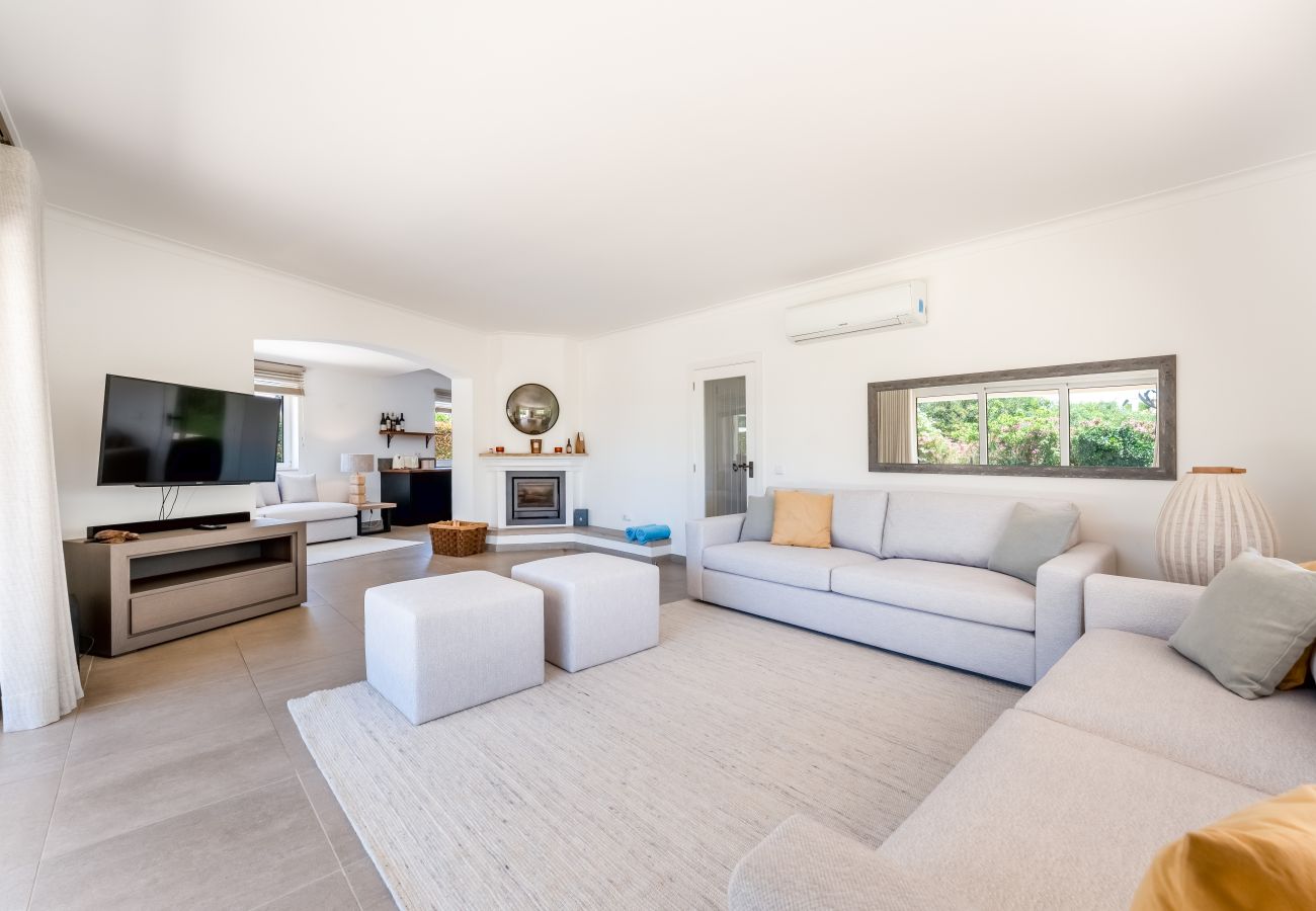 Villa in Vale do Lobo - Villa Birdie shore