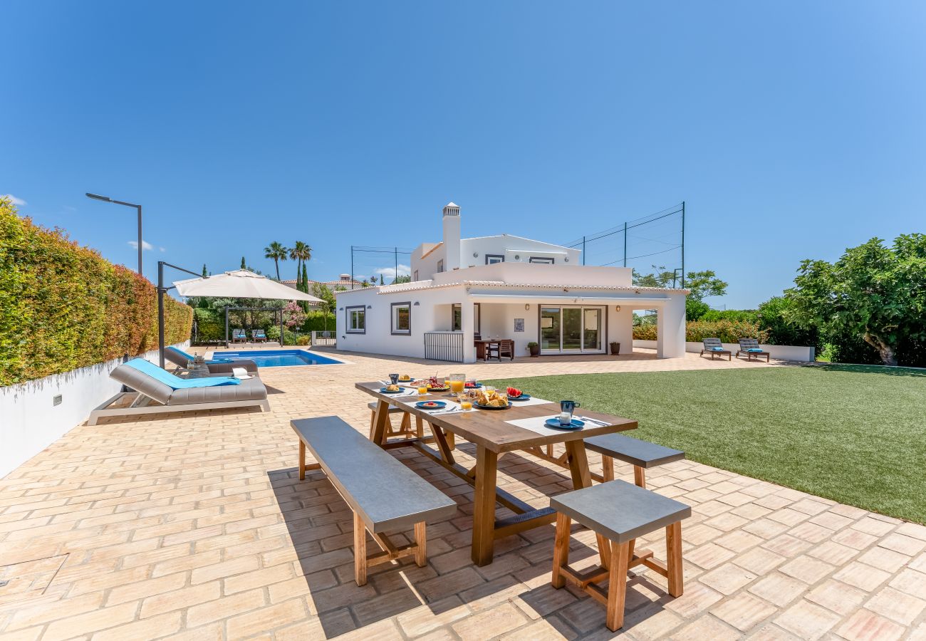 Villa in Vale do Lobo - Villa Birdie shore