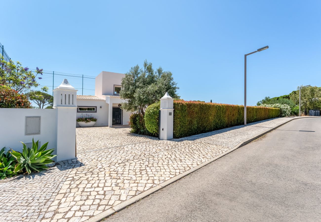 Villa in Vale do Lobo - Villa Birdie shore