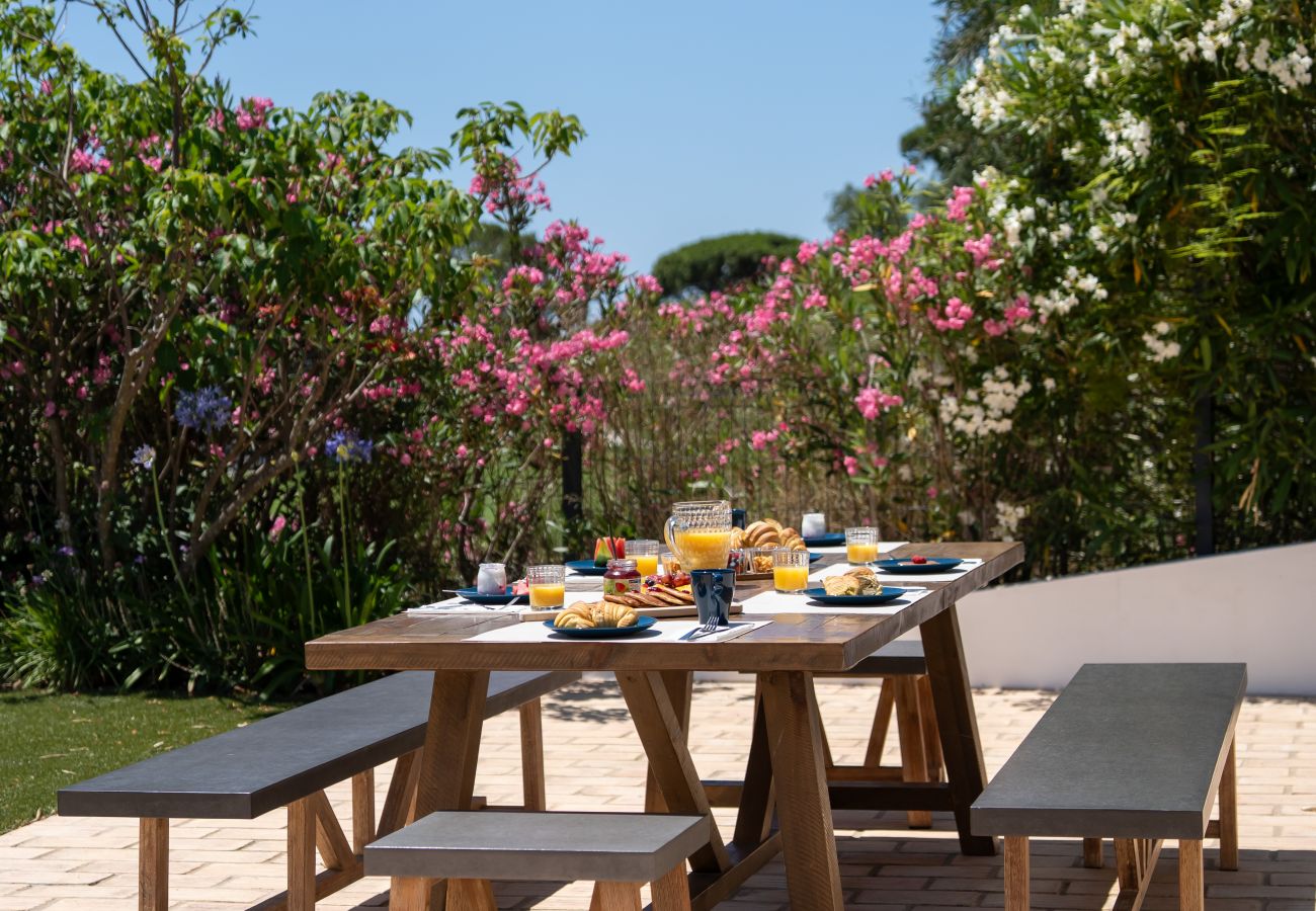 Villa in Vale do Lobo - Villa Birdie shore