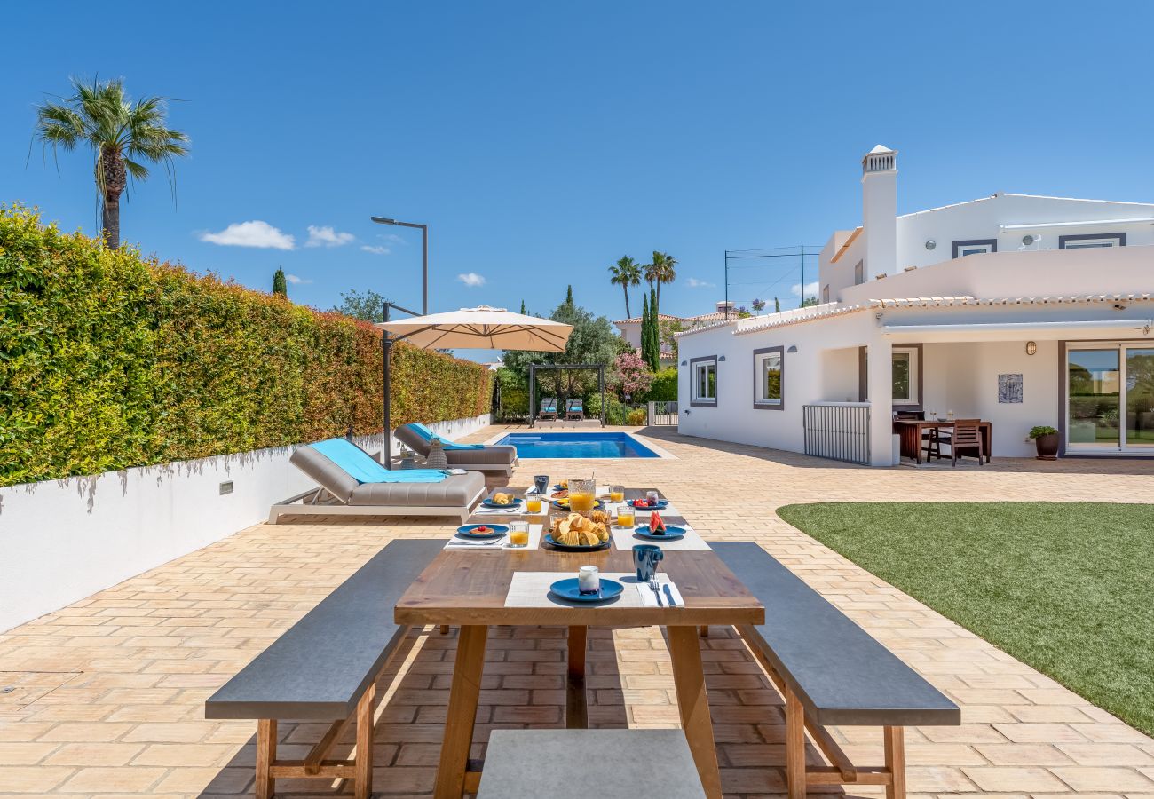 Villa in Vale do Lobo - Villa Birdie shore