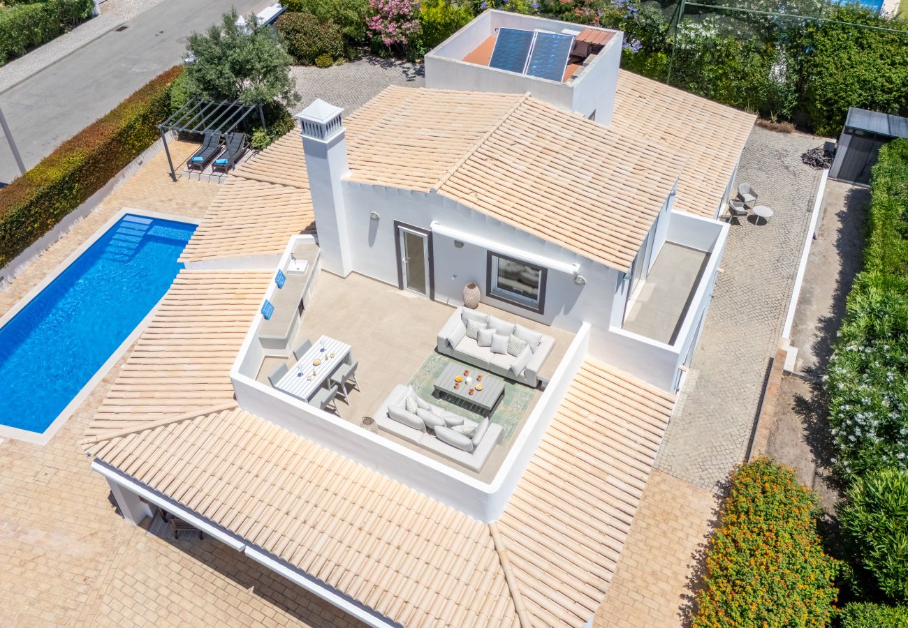 Villa in Vale do Lobo - Villa Birdie shore