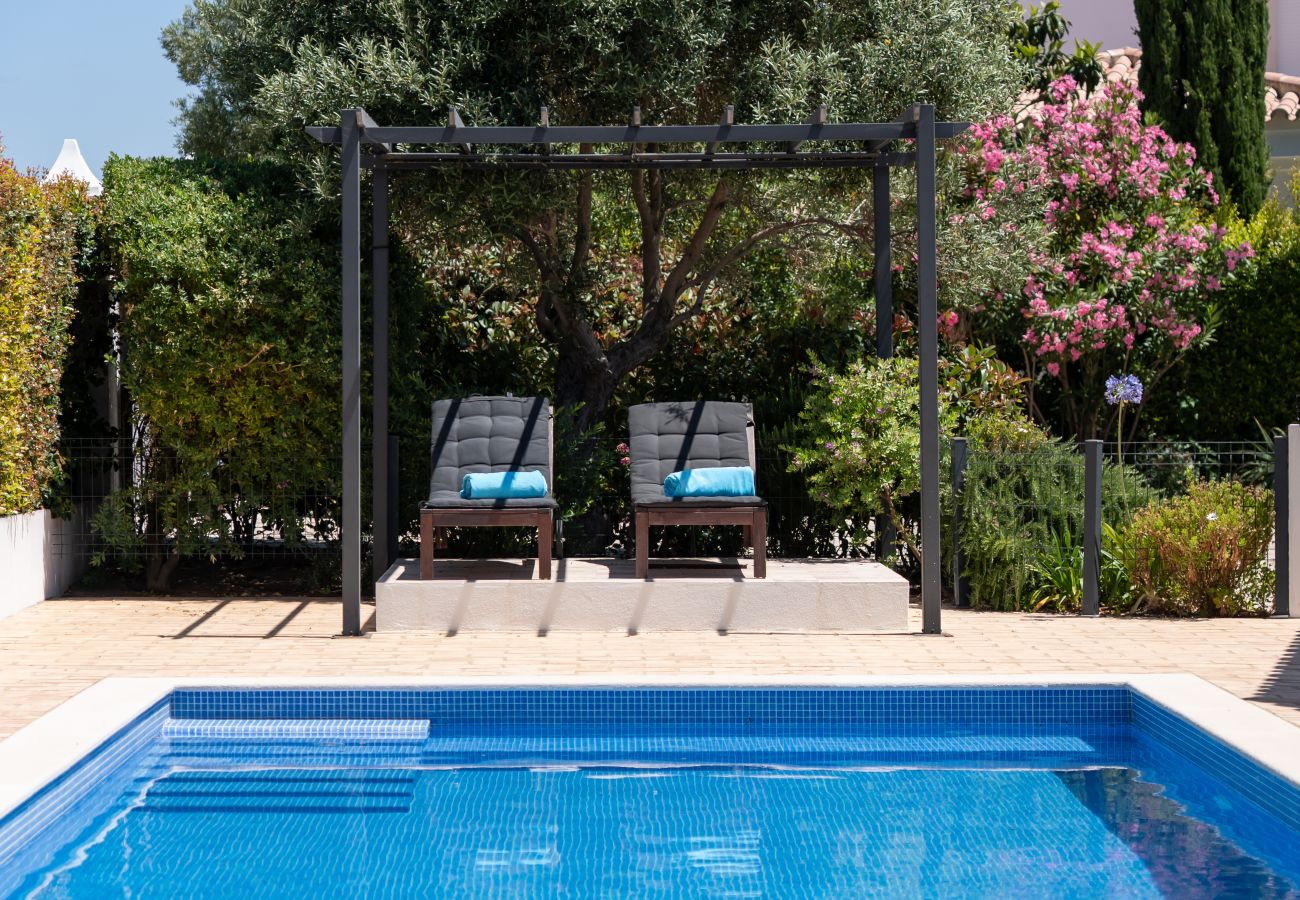 Villa in Vale do Lobo - Villa Birdie shore