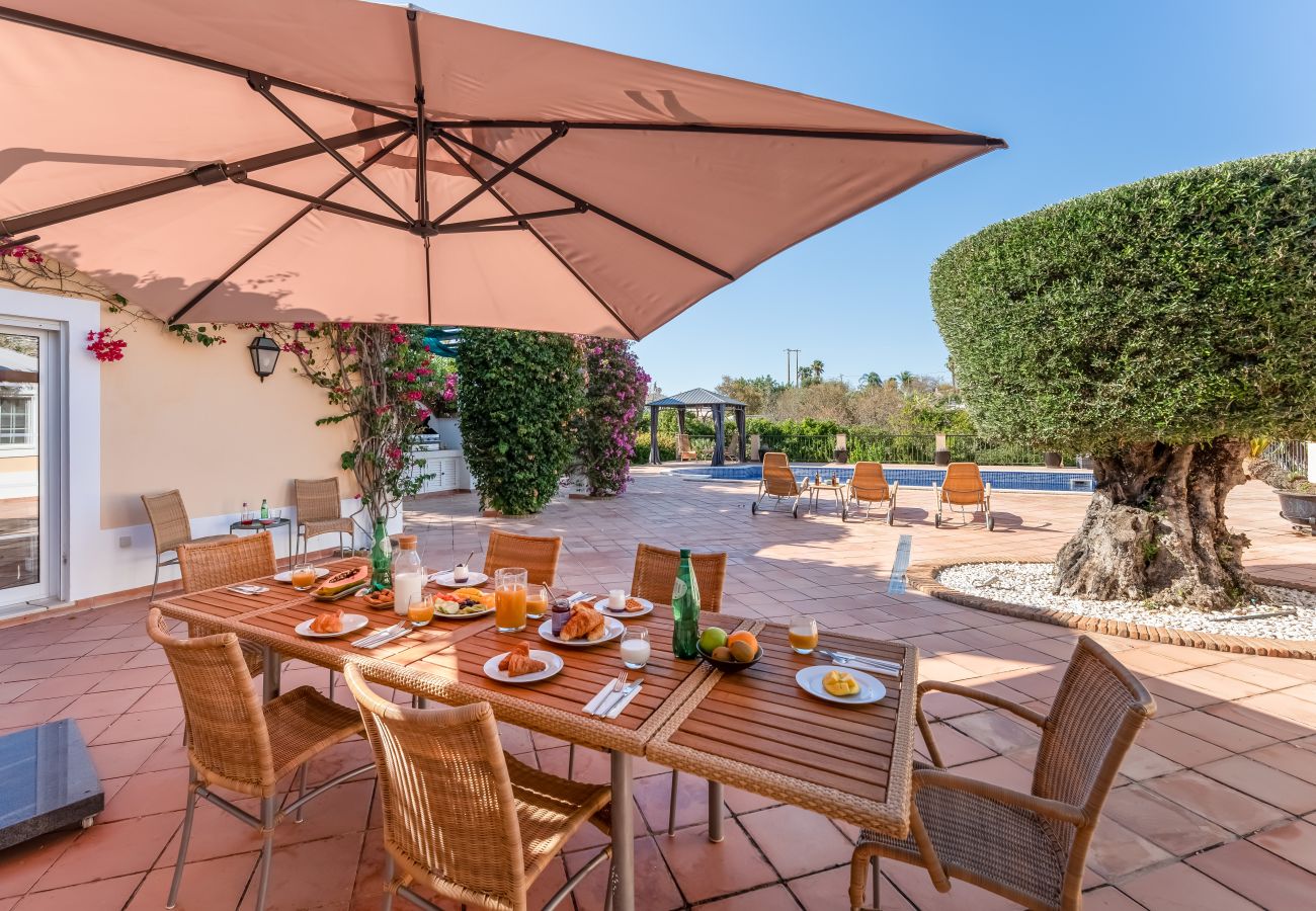 Villa in Almancil - Villa Serena