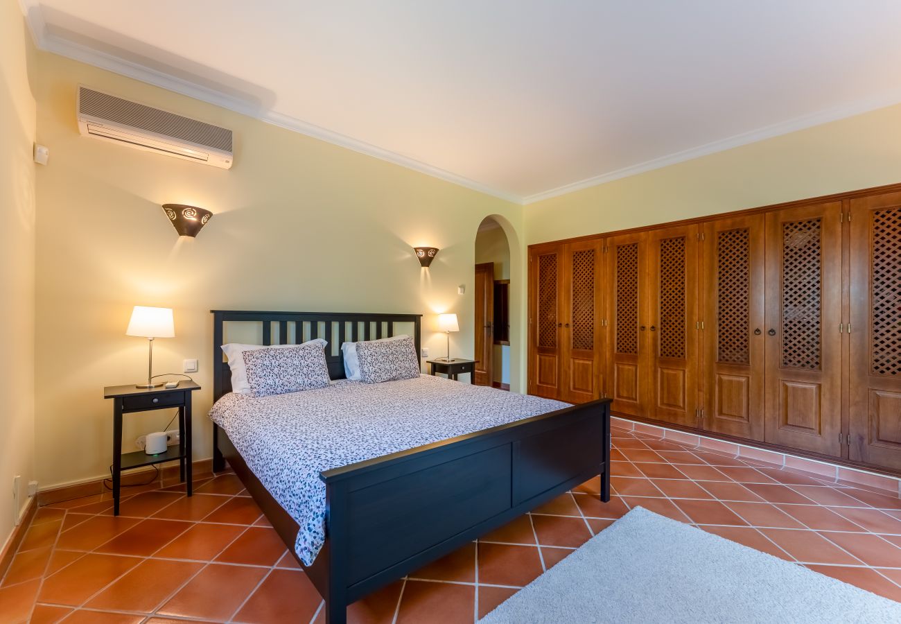 Villa in Almancil - Villa Serena