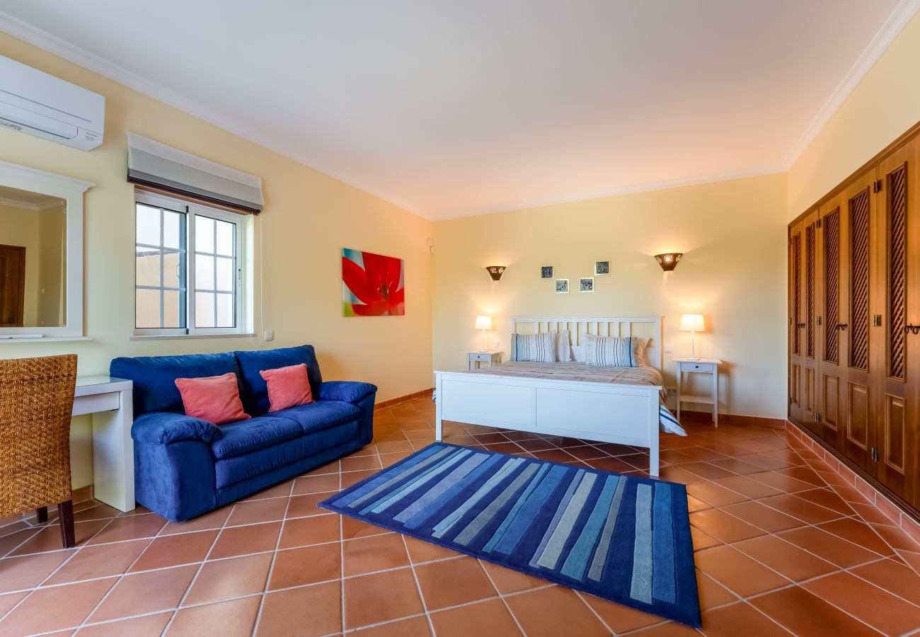 Villa in Almancil - Villa Serena