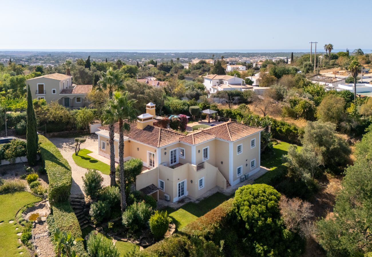 Villa in Almancil - Villa Serena