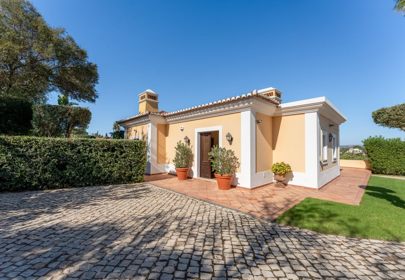 Villa in Almancil - Villa Serena